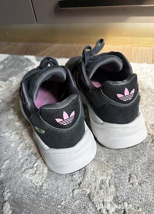 Кросівки adidas 5