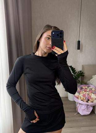 Лонгслив женский с вырезами для пальчиков, белый, черный
