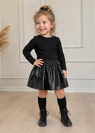 Спідниця з екошкіри zara kids, р. 98 (2-3 роки) чорна спідничка зара