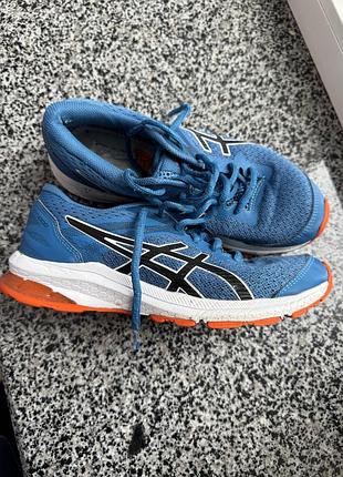 Кросівки asics, розмір 37