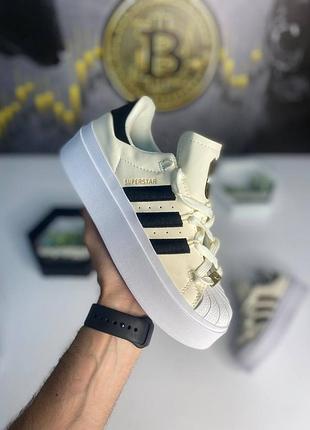 Стильні жіночі кросівки adidas superstar bonega white/black