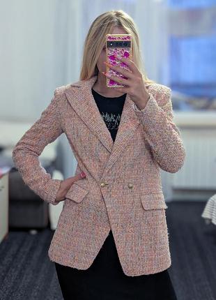 Жіночий піджак london look твідовий у стилі chanel, рожевий, розмір s