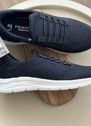 Чоловічі кросівки primark