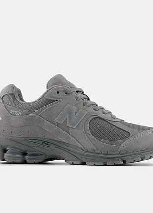 Кроссовки new balance 2002r
