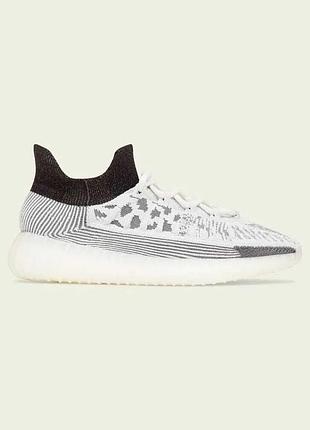 Кроссовки adidas yeezy 350 v2 cmpct