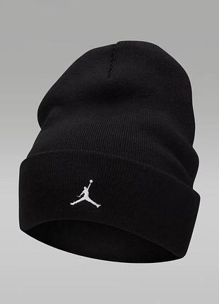 Шапка nike air jordan peak essential