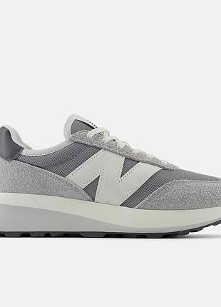 Кросівки new balance 370