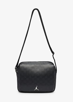 Сумка через плече nike air jordan monogram messenger bag