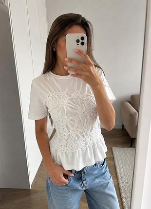 Біла футболка zara