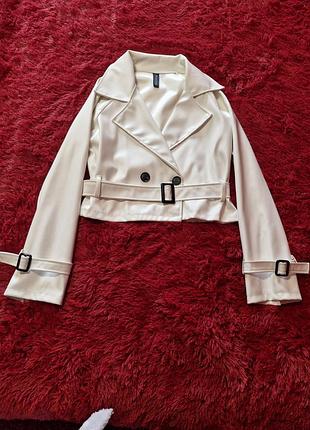 Курточка женская. new collection.белая.размерм.эко кожа.