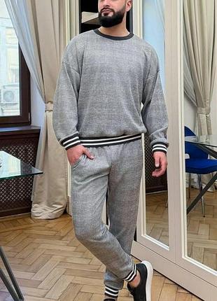Мужские костюмы 3 цвета