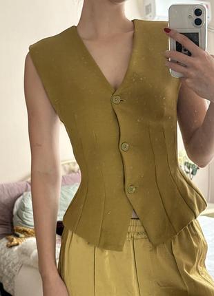 Жилетка zara, гірчичний колір