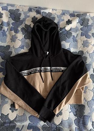 Вкорочене худі adidas