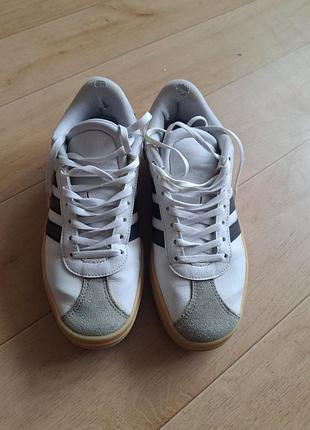 Кроссовки adidas