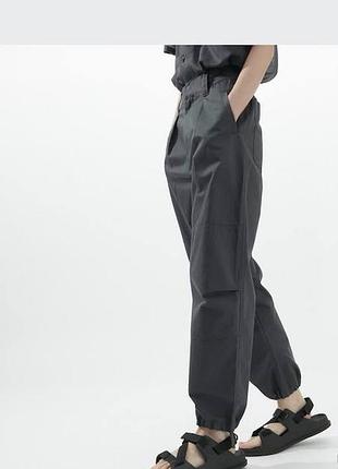 Котонові штани джинси джогери з високою посадкою uniqlo