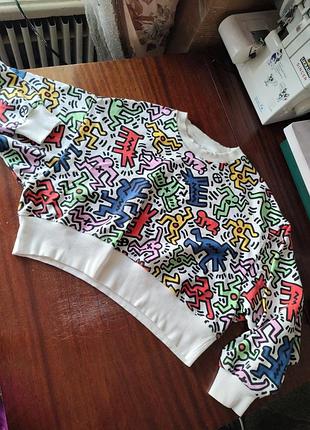 Укороченный свитшот primark x keith haring