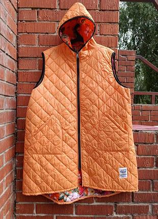 Женская длинная стеганая жилетка с капюшоном / оверсайз (made in italy, 58–62 / 4xl–5xl)