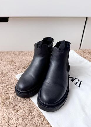 Челсі zara 22 см устілка