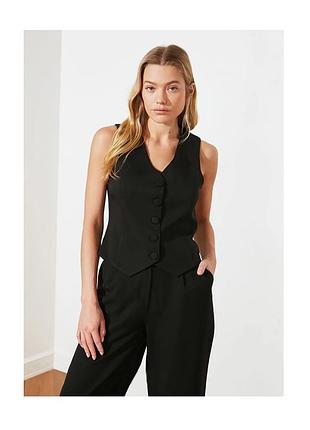 Черный приталенный жилет trendyol collection🖤