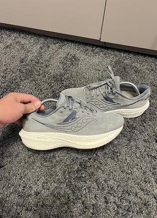 Оригінальні кросівки saucony triumph rfg