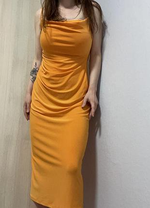Помаранчева сукня zara на бретельках