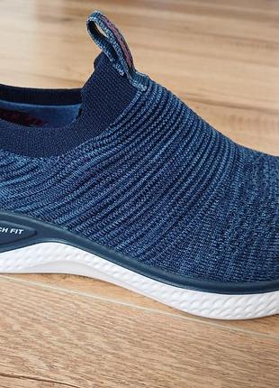 Кроссовки, мокасины skechers. р38