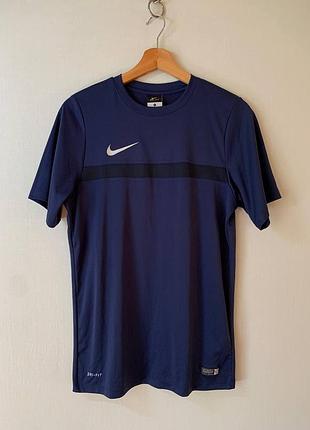 Футболка nike dri-fit, размер s.