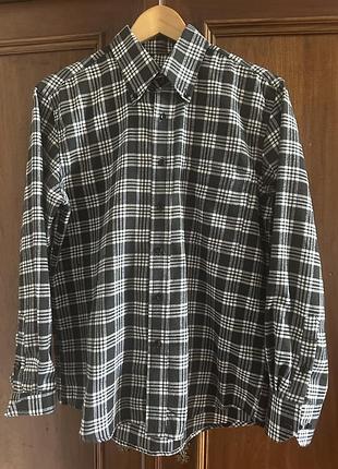 Чоловіча сорочка в клітинку, розмір s, стан хороший