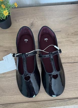 Туфлі zara 35