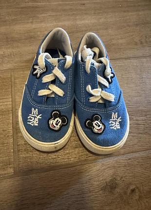 Zara дитячі кеди mickey mouse