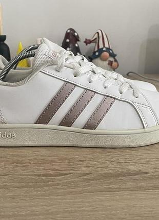 Кросівки adidas grand court k