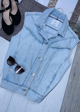 Джинсовий жилет mango m oversize джинсівка осіння джинсова безрукавка на ґудзиках