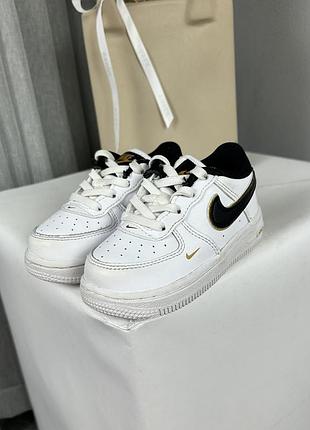 Дитячі оригінальні шкіряні кросівки nike