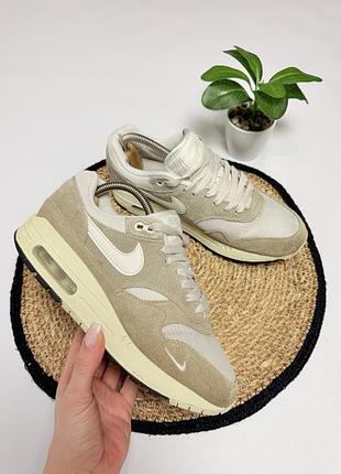 Жіночі кросівки nike