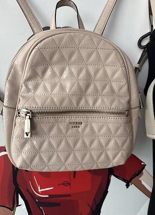 Рюкзак guess
