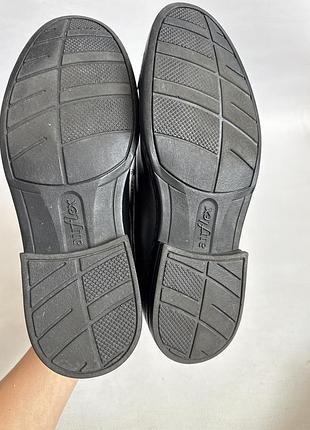 Шкіря туфлі airflex 5