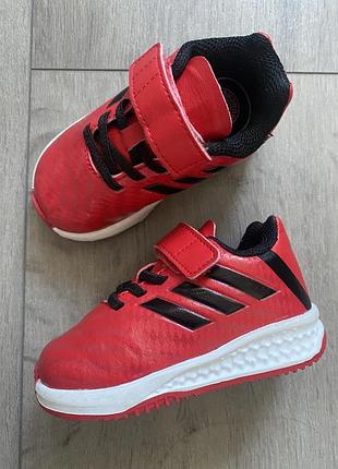 Кросівки adidas 20р. оригінал