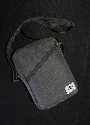 Сумка на довгій ручці lee cooper