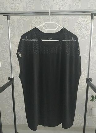 Футболка з мереживом