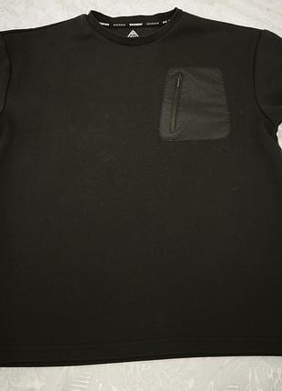 Чорна футболка з кишенею -9 peak comfort fit 12-13 років 158 см.