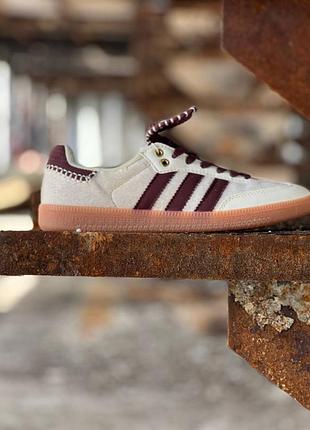 Стильні жіночі кросівки adidas samba wales & bones