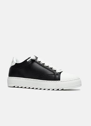 Numeris black lether 9