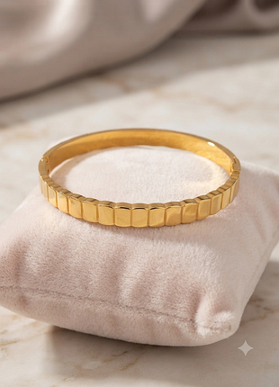 Элегантный жесткий браслет в стиле bvlgari с фактурным дизайном, нержавеющая сталь