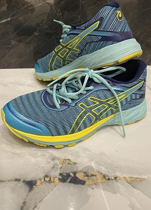 Кросівки asics 39.5 р.