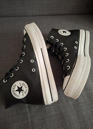 Высокие кожаные кеды convers размер 39