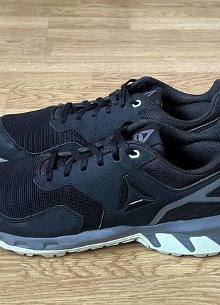 Кроссовки reebok в отличном состоянии 40 размер