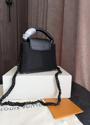 Capucines black 2