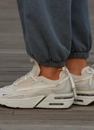 Nike air max furyosa 
white beige