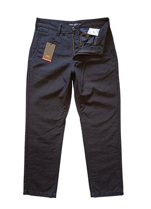 Брюки vans authentic chino glide relaxed tapered fit (w30)