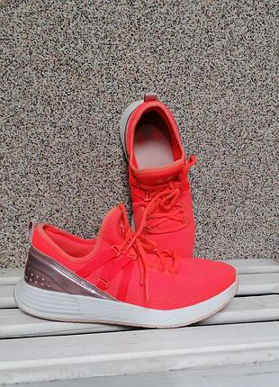 Кросівки under armour